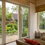 Kaevu House *