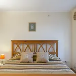 Kaevu House Vakantiehuis *