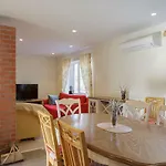 Kaevu House Vakantiehuis *